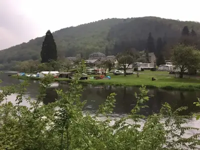 Camping Semois on the riverfront