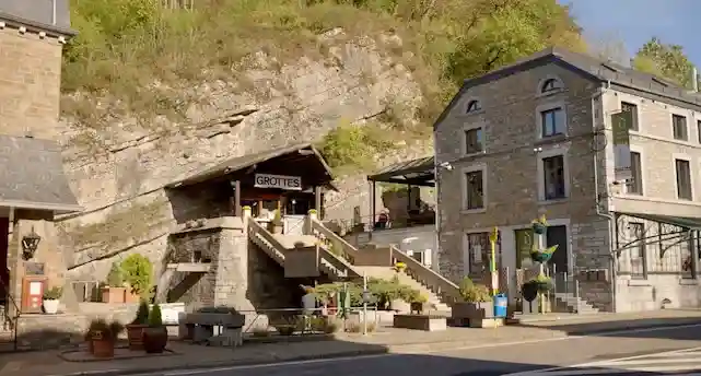 Village of Han-sur-Lesse – Famennian limestone architecture, 19th-century tripartite farms