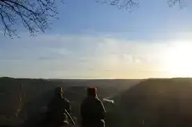 Point de vue aménagé avec visiteurs
